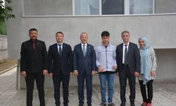 MHP' Milletvekili Taytak’tan Otizmli Müzik Dahisine Ziyaret