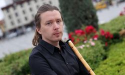 Rus Müzisyen Dobromyslov, Ney Üfleyerek Konya’da Sufi Müziğine Hayran Kaldı