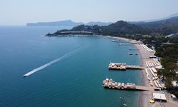 Sıcak Havalarda Tatilcilerin Tercihi Plajlar Oldu: Muğla ve Antalya Sahillerinde Yoğunluk