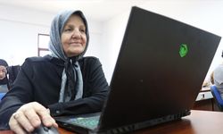 Üniversiteli Selma Teyze: “Okumanın yaşı yoktur”