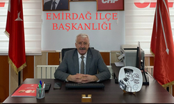 CHP Emirdağ'dan Atatürk Heykeli Açıklaması: "Cumhuriyetin Simgesine Dokundurtmayız"