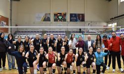 Afyon’dan bir takım daha voleybolda 2’nci lige yükseldi
