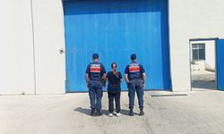 12 Yıl Hapis Cezası Bulunuyordu: Kadın Şahıs Afyon Salar’da yakalandı!