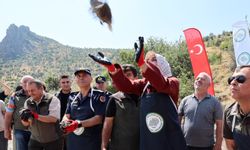 Şimdi keneler düşünsün, av başlıyor! Afyon'da 'kene avlayacak tim' doğaya salındı!