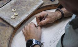 186 Parçalık Sabır: 500 Yıllık İncili Küpe Sanatı Yok Olma Tehlikesiyle Karşı Karşıya