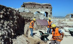 Tralleis Antik Kenti’nde 2 Bin Yıllık Hamam Gün Yüzüne Çıkıyor