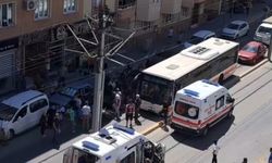 Eskişehir’de Motosiklet Yayaya Çarptı: 2 Kişi Yaralandı