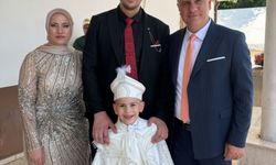 Osmaneli Belediye Başkanı Bekir Torun, Oğlu Doruk’un Sünnet Cemiyetinde Sevinçli Anlar Yaşadı