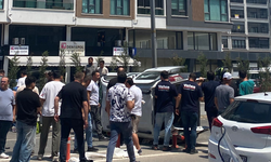 Afyon'da Feci Trafik Kazası: Alt Geçitte Araç Yan Devrildi