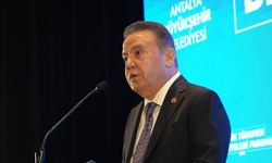 Muhittin Böcek geçici olarak görevinden uzaklaştırıldı