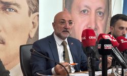 AK Partili Şahin’den içkili yer açıklaması: “Çöplük karıştırmaya değil önümüze bakmaya davet ediyorum”