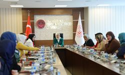 AK Partili Kadınlardan Bakan Göktaş’a Ziyaret: Afyon’un taleplerini ilettiler
