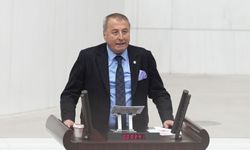 İYİ Partili Olgun’dan sert eleştiri: “Göl kuruyor, iktidar vekilleri alkış tutuyor”