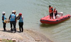 Afyonkarahisar'da Gerçeğini Aratmyan Tatbikat: Yaralı Amfibik Araç ve Botla Taşındı