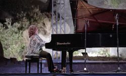 Katya Apekisheva Gümüşlük’te Büyüledi