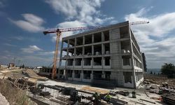 Kütahya Valisi Musa Işın, Tavşanlı Devlet Hastanesi Ek Binası İnşaatını İnceledi