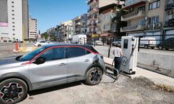 Efeler Belediyesi'nden elektrikli araç sahiplerine müjde: Şarj istasyonları hizmette