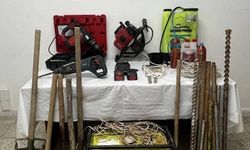 Kaçakçılık operasyonu: Onlarca kilo tütün, binlerce makaron, sahte içki… Neler var neler!