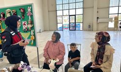 Afyon'da jandarmadan kadına şiddetle mücadele eğitimi: 282 vatandaşa bilgi verildi