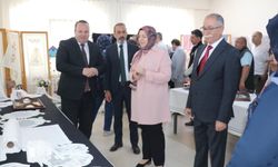 Şuhut'ta El Emeği Göz Nuru Ürünler Sergilendi: Nakıştan Giyime Her Şey Var