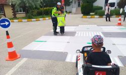 Bozüyük’te Koruma Altındaki Çocuklardan Jandarmaya Anlamlı Ziyaret