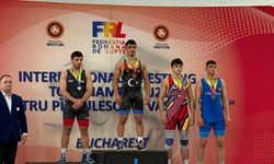 Afyonlu Güreşçiler Romanya’dan Madalyalarla Döndü