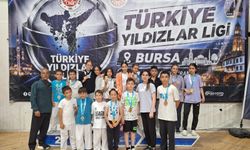 Afyonlu karateciler Bursa'dan 11 madalya ile döndü