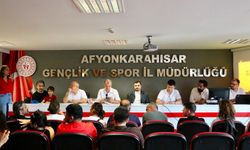 İşitme engelli voleybolcular Afyon’da: 13 takım ter dökecek!