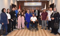 Anneler istedi, Rektör Aslan gerçekleştirdi: Özel bireyler kampüste bir gün yaşadı