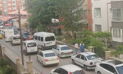 Afyon Gazi Mahallesi yol genişletme çalışması bekliyor