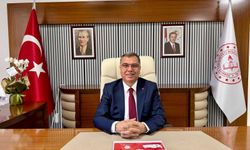 Göreve başlayan Afyon Milli Eğitim Müdürü’nden ilk sözler: “Kapımız da gönlümüz de herkese daima açık”