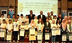 Kütahya’da Geleceğin Hafızları Ödüllendirildi: Örgün Eğitimle Birlikte Hafızlık Projesi Başladı