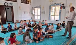 Yaz Kur'an Kursu öğrencilerine zararlı alışkanlıklara karşı bilinçlendirme