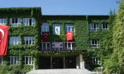 Sarmaşıklı Sanat Okulu yıkılacak mı? Afyon Belediyesi’nden net açıklama geldi