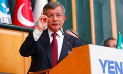 Ahmet Davutoğlu Siyaseti Bıraktı: Gelecek Partisi Feshediliyor
