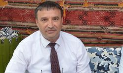 İl başkanları toplantısında MHP'li Kahveci'ye doğum günü sürprizi