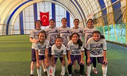 Afyon Kız Futbol Akademisi'nden başarı: 4 genç yetenek Soma Zafer Spor'a davet edildi