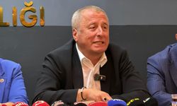 İYİ Partili Hakan Şeref Olgun: “Ekonomi Baştan Sona Bozuk”