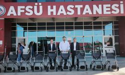Ahmetpaşa Belediyesi’nden hastalara destek: 10 adet tekerlekli hasta sandalyesi hibe edildi