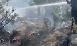 Afyon İtfaiye ekibi Seydikemer yangınına destek veriyor