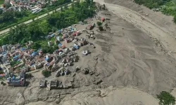 Nepal’de sel felaketi: Ekipler alarma geçti