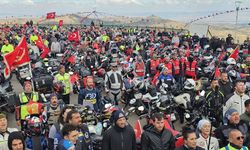 960 Motosikletli Kocatepe’de Buluştu: "Süvarinin İzinden" Zafer Sürüşü Başladı!
