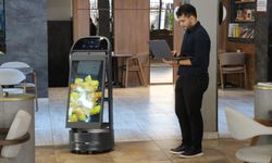 Amasya'da 'Gayretli' Adlı Garson Robot Merdivenlerden Düştü: Restorandan 3 Gün İzin Verildi
