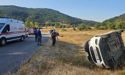 Bilecik'te Otomobil Yan Yattı: 5 Yaralı