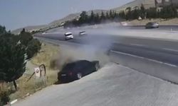 Afyon-Konya Kara Yolunda Feci Kaza: Kopan Parçadan Kaçarken Karşı Şeride Uçtu, Çok Sayıda Ölü Var!