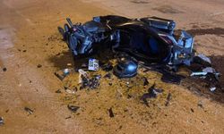 Bursa’da otomobil ve motosiklet kafa kafaya çarpıştı