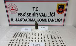 Eskişehir'de jandarmadan tarihi eser operasyonu: Elmas da çıktı