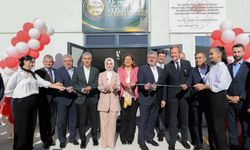 Aile Bakanı Göktaş Afyon Emirdağ’da helvacı açılışına katıldı