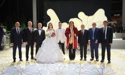 Bensu Gümüşhan ve Oğuzhan Albay dünyaevine girdi: Çiftin nikahını Burcu Köksal kıydı