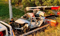 Afyon Sultandağı'nda feci kaza: Otomobil şarampole devrildi, ölüler var!